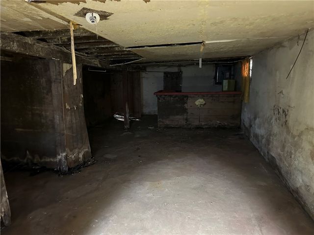 32 S Plaza Avenue, Dayton, OH 45417