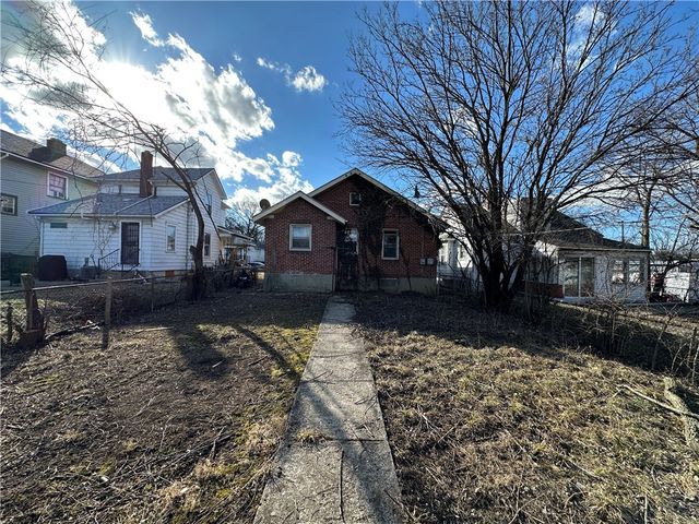 32 S Plaza Avenue, Dayton, OH 45417