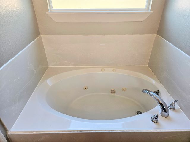 2341 Clairborne Drive, Fort Worth, TX 76177