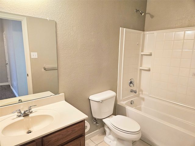 2341 Clairborne Drive, Fort Worth, TX 76177