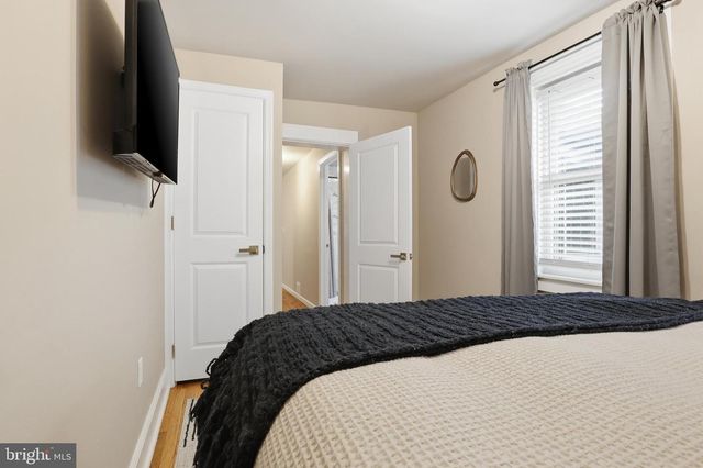 547 S FRONT ST, Harrisburg, PA 17104