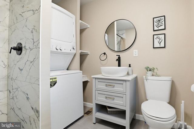 547 S FRONT ST, Harrisburg, PA 17104