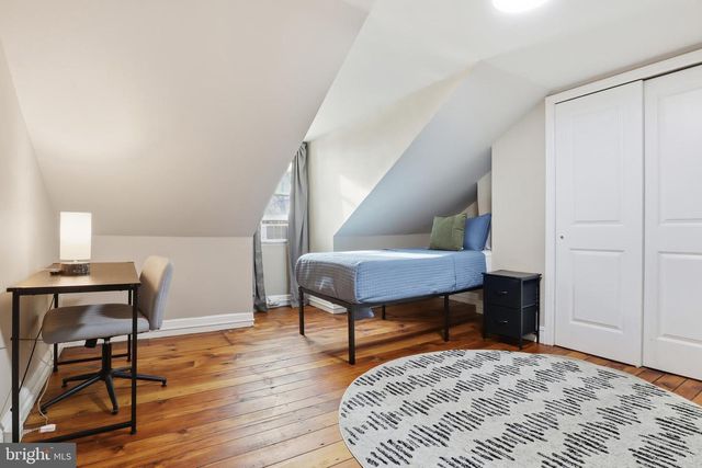 547 S FRONT ST, Harrisburg, PA 17104