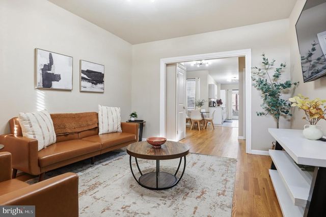 547 S FRONT ST, Harrisburg, PA 17104