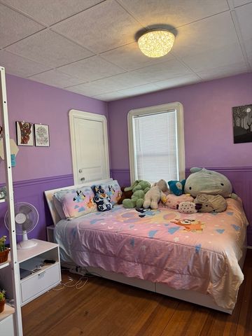 57 Larouche St, Fall River, MA 02724