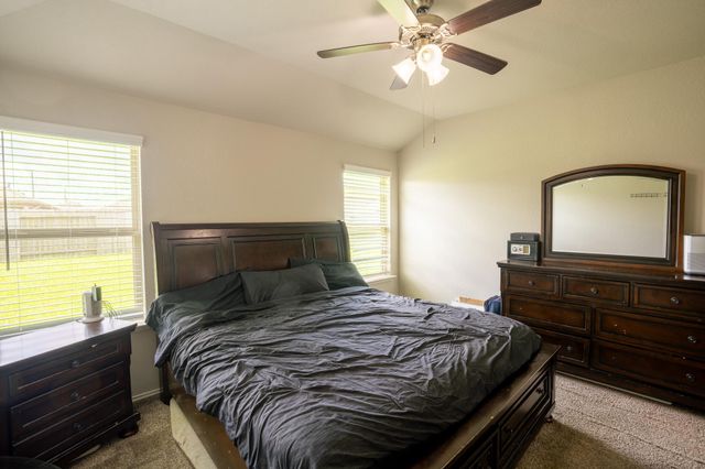930 Bright Lotus Lane, Rosharon, TX 77583