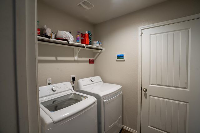 930 Bright Lotus Lane, Rosharon, TX 77583
