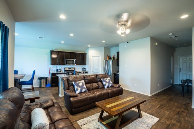 930 Bright Lotus Lane, Rosharon, TX 77583
