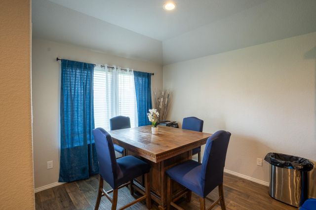 930 Bright Lotus Lane, Rosharon, TX 77583
