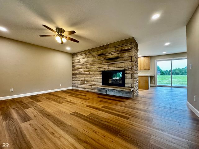 9508 E County Road 700 N, Seymour, IN 47274