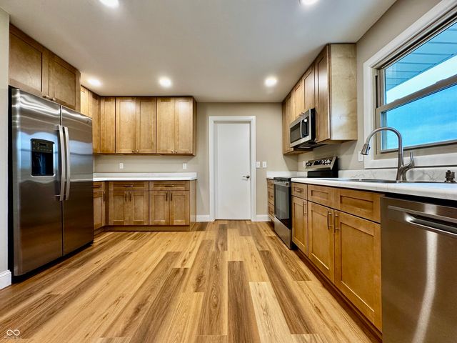 9508 E County Road 700 N, Seymour, IN 47274