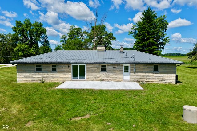 9508 E County Road 700 N, Seymour, IN 47274