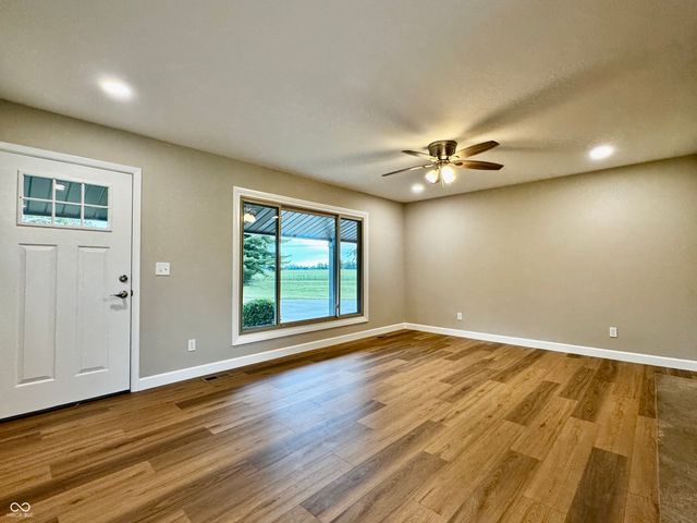 9508 E County Road 700 N, Seymour, IN 47274