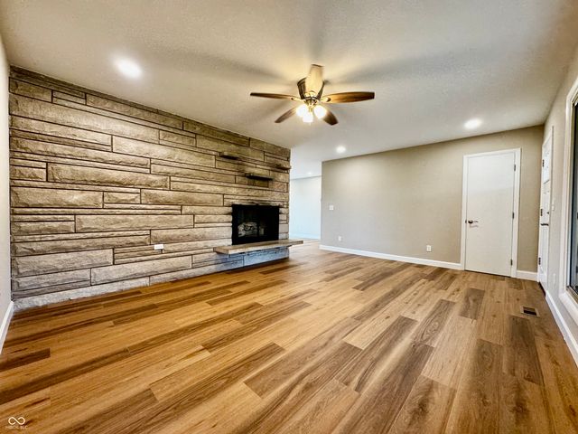 9508 E County Road 700 N, Seymour, IN 47274
