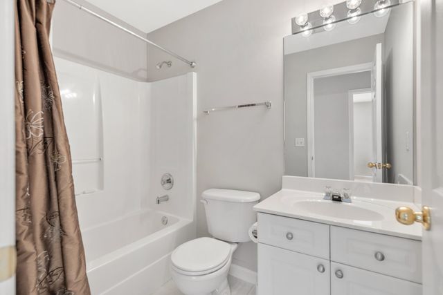 510 Old Towne Dr, Brentwood, TN 37027