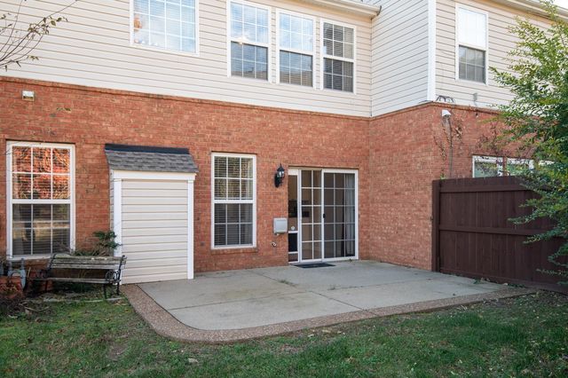 510 Old Towne Dr, Brentwood, TN 37027