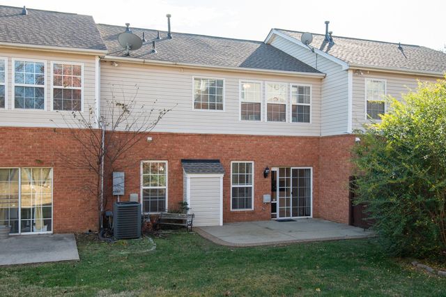 510 Old Towne Dr, Brentwood, TN 37027