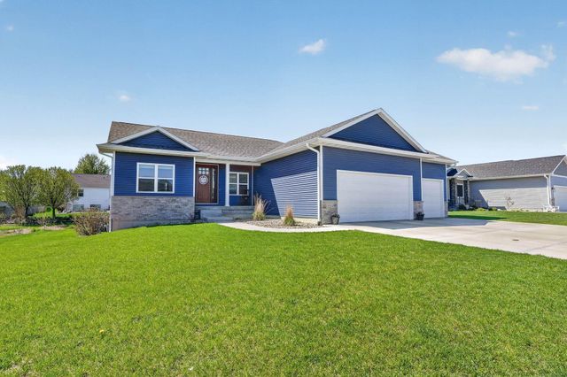 2224 Vera Way, Cedar Falls, IA 50613