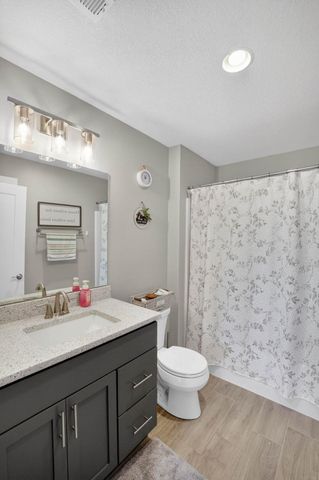 2224 Vera Way, Cedar Falls, IA 50613