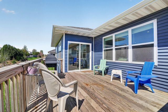 2224 Vera Way, Cedar Falls, IA 50613