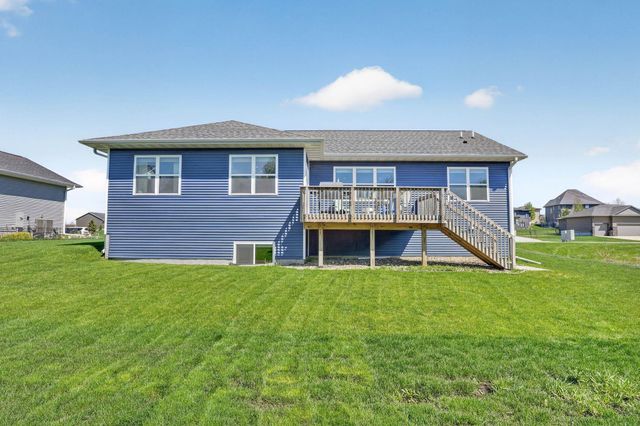 2224 Vera Way, Cedar Falls, IA 50613