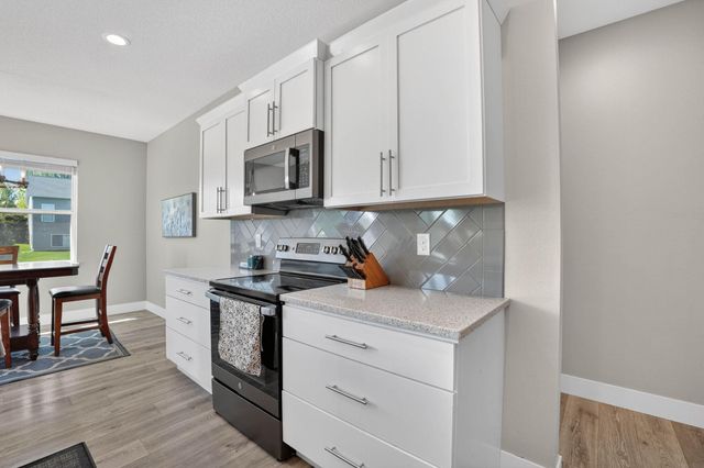 2224 Vera Way, Cedar Falls, IA 50613