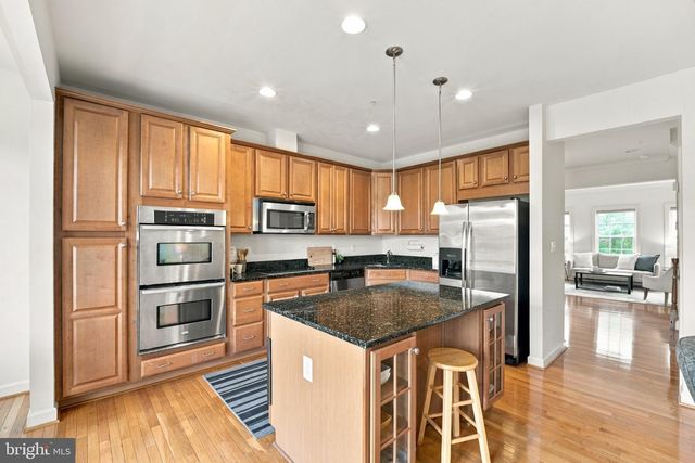 1504 REGENT MANOR CT, Silver Spring, MD 20904
