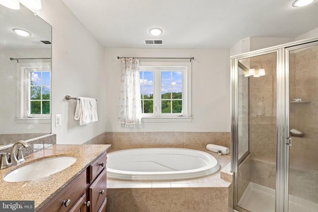 1504 REGENT MANOR CT, Silver Spring, MD 20904