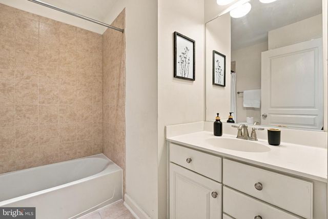 1504 REGENT MANOR CT, Silver Spring, MD 20904