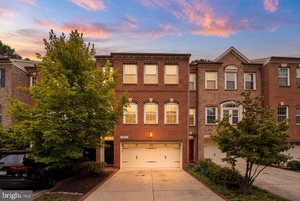 1504 REGENT MANOR CT, Silver Spring, MD 20904