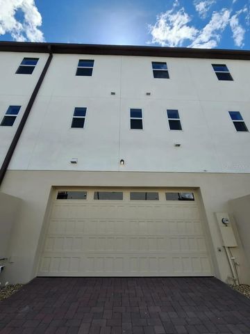 13647 LARKTON LANE, Orlando, FL 32832