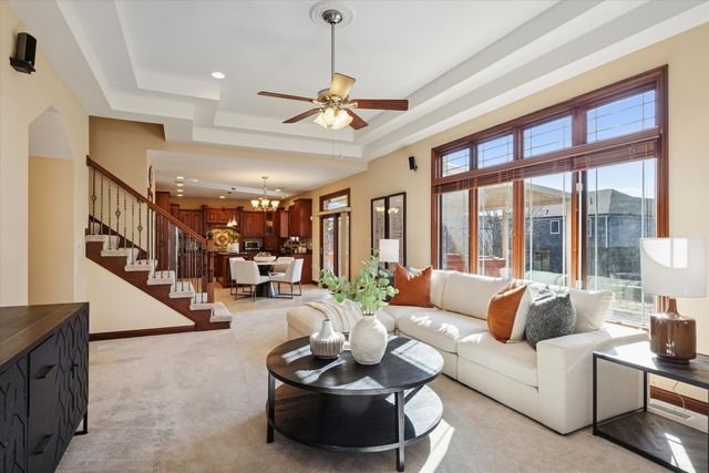 945 Internationale Parkway, Woodridge, IL 60517