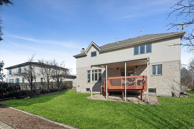 945 Internationale Parkway, Woodridge, IL 60517