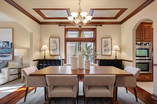 945 Internationale Parkway, Woodridge, IL 60517