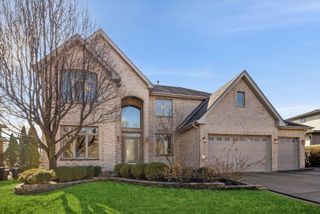 945 Internationale Parkway, Woodridge, IL 60517