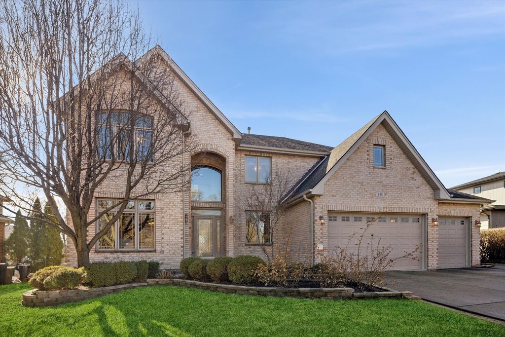 945 Internationale Parkway, Woodridge, IL 60517