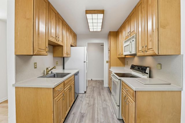 1031 Cherry Avenue 63, San Bruno, CA 94066