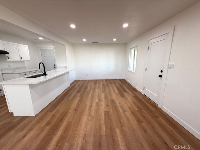 124 S Olive, Rialto, CA 92376