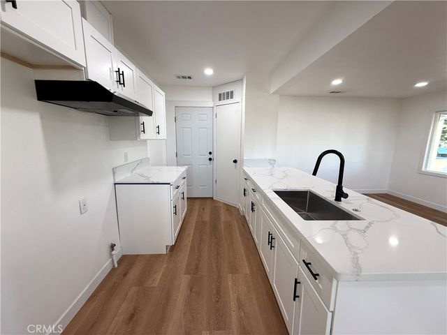 124 S Olive, Rialto, CA 92376