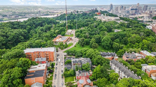 964 Auburnview Drive, Cincinnati, OH 45206