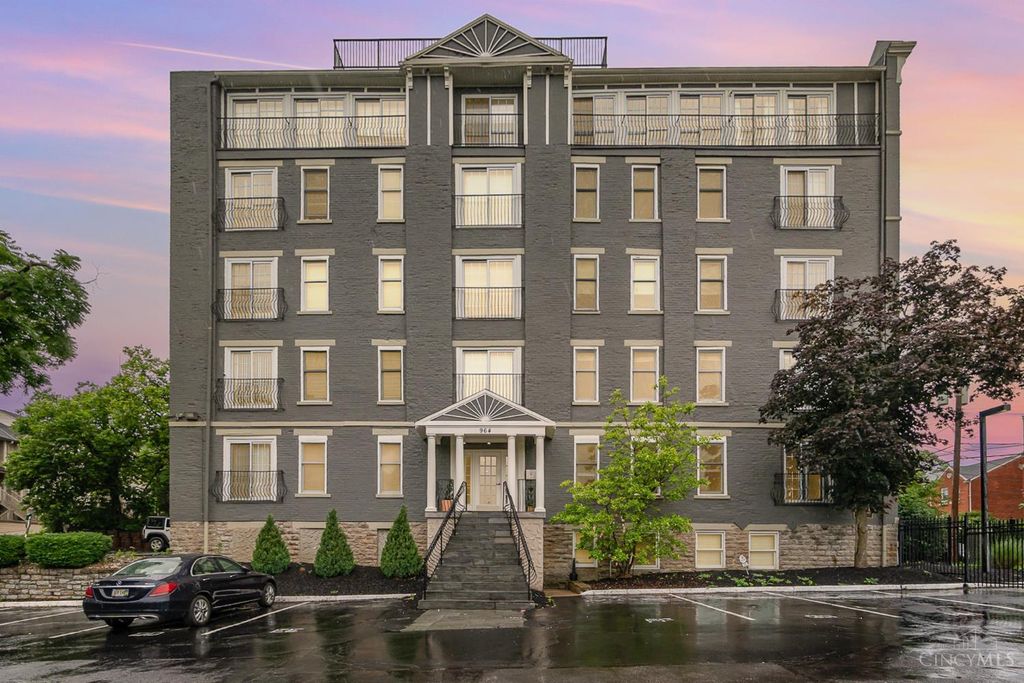 964 Auburnview Drive, Cincinnati, OH 45206