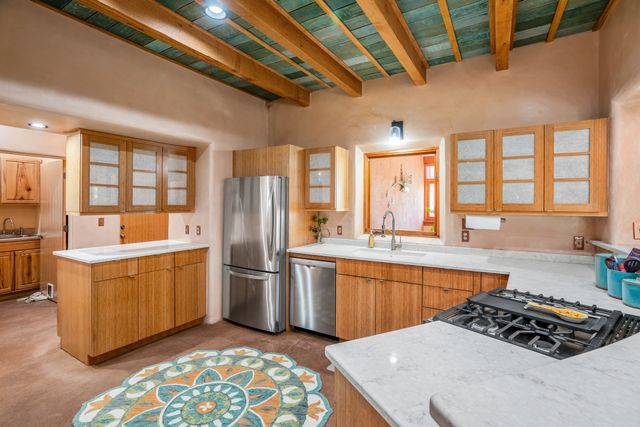 171 Silver Hills, Santa Fe, NM 87508