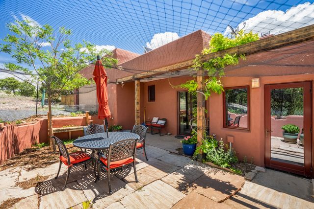 171 Silver Hills, Santa Fe, NM 87508