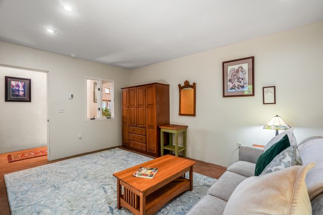 171 Silver Hills, Santa Fe, NM 87508