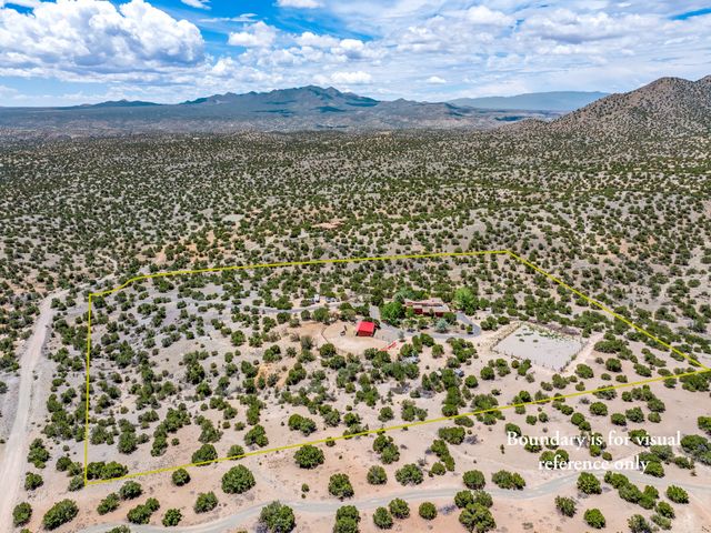 171 Silver Hills, Santa Fe, NM 87508