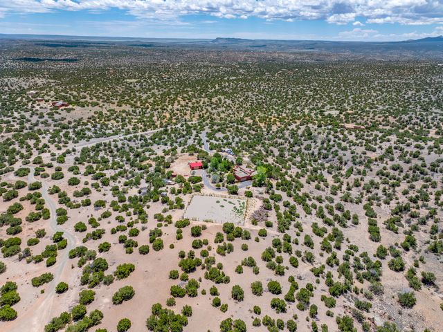 171 Silver Hills, Santa Fe, NM 87508