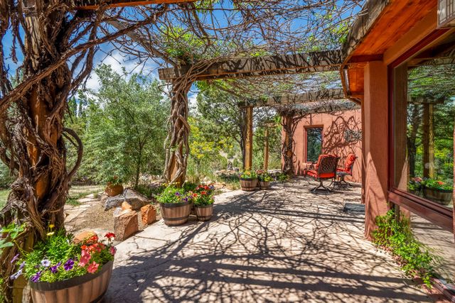 171 Silver Hills, Santa Fe, NM 87508