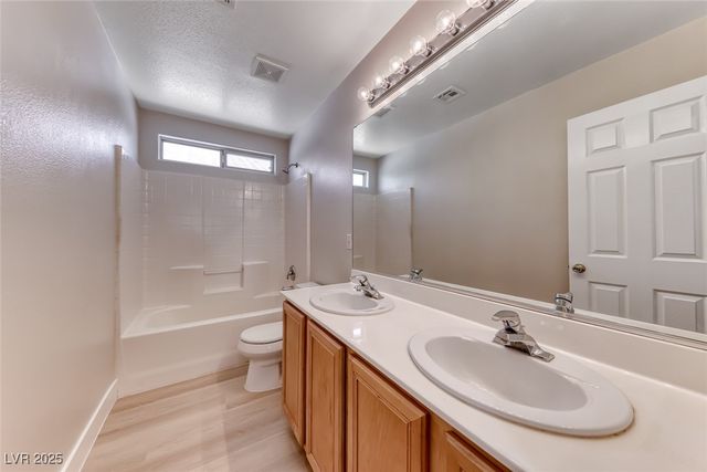 5567 Cortu Avenue, Las Vegas, NV 89141