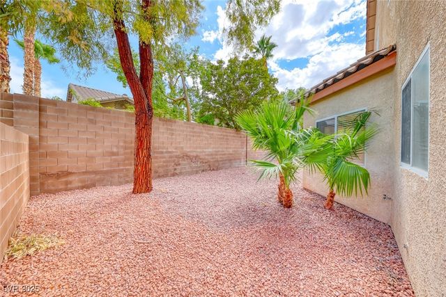 5567 Cortu Avenue, Las Vegas, NV 89141