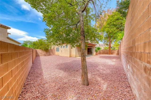 5567 Cortu Avenue, Las Vegas, NV 89141